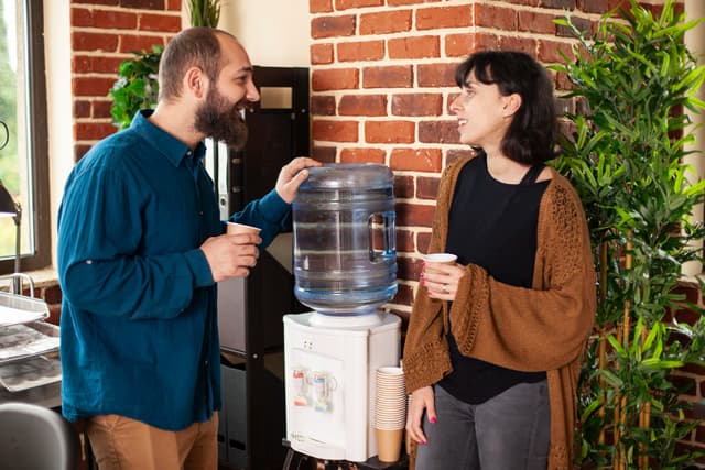 Erogatori d’acqua a osmosi inversa per uffici
